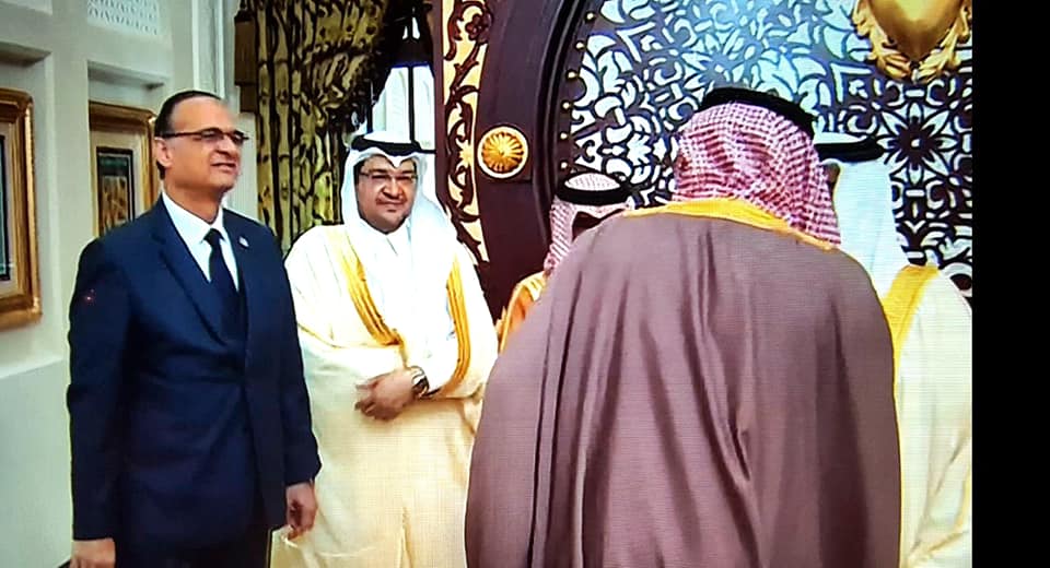 منح جلالة ملك مملكة البحرين قلادة السياحة العربية من الطبقة الممتازة